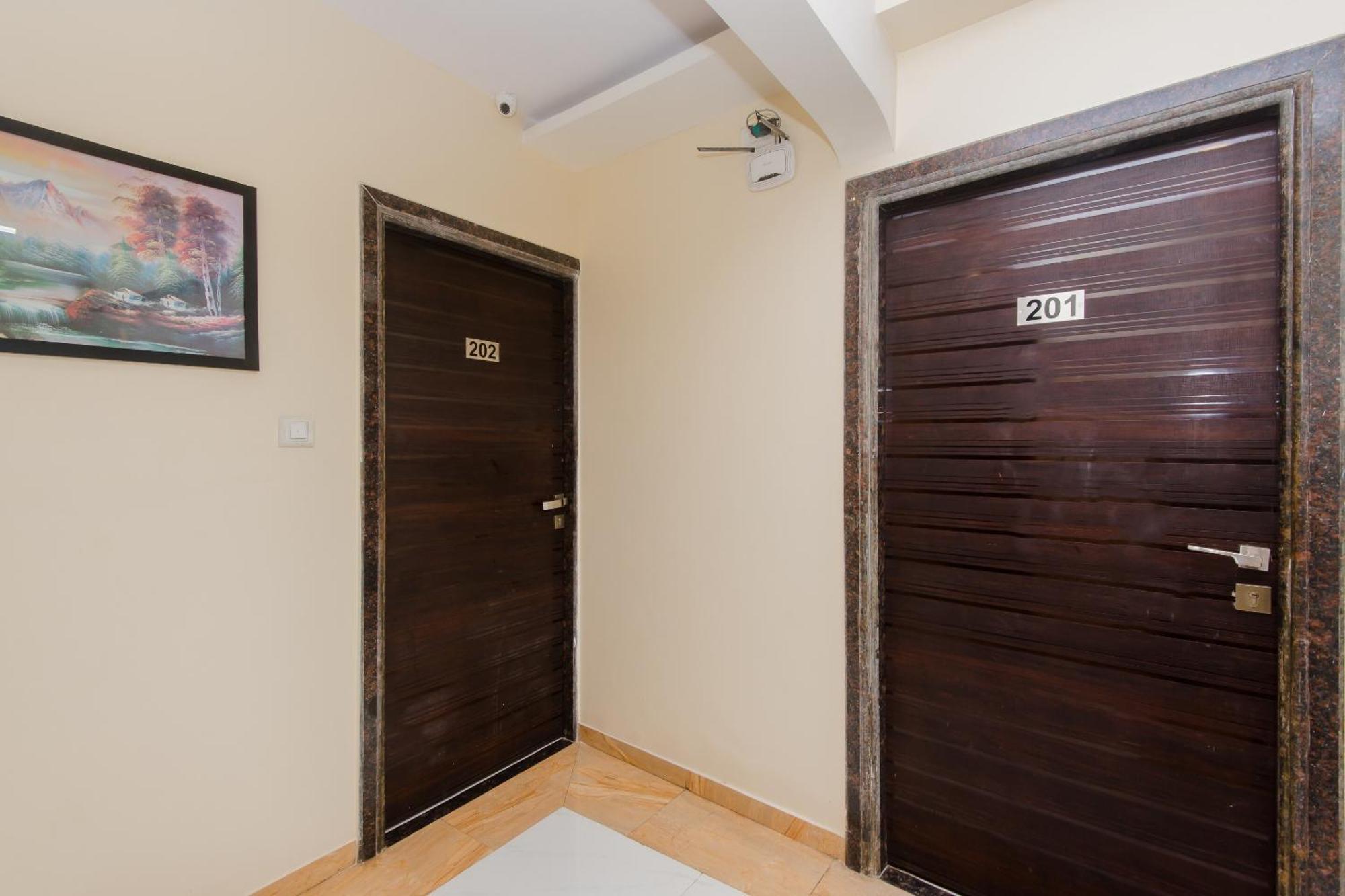 מומביי Hotel O Alfa Grand Near Chhatrapati Shivaji International Airport מראה חיצוני תמונה